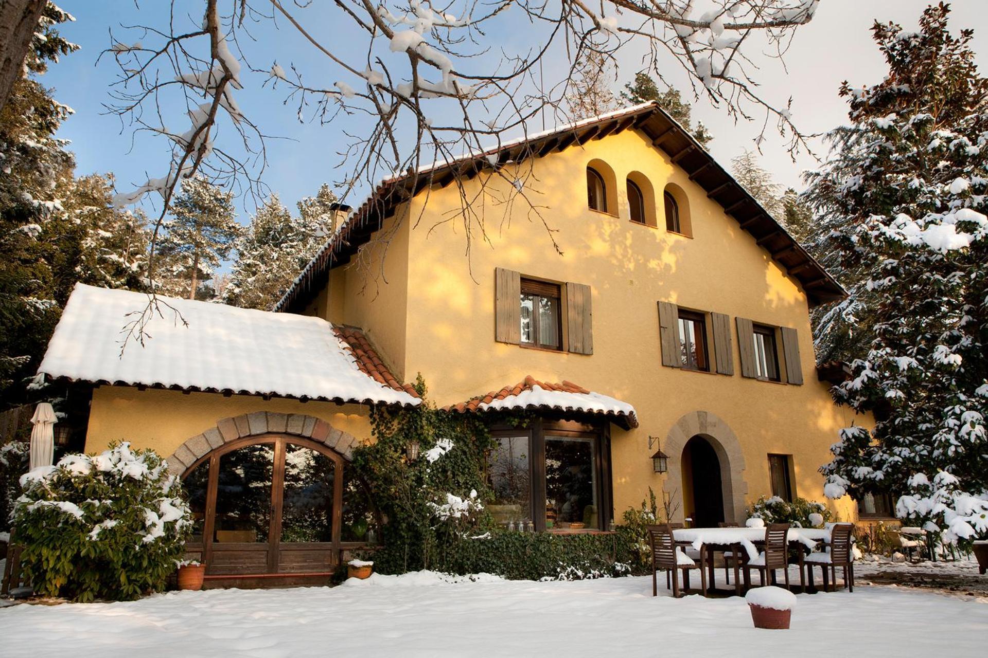 Magnoliablanca Bed & Breakfast Viladrau Bagian luar foto